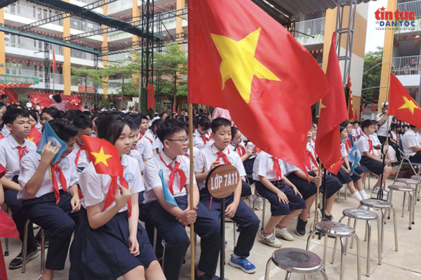 Cả nước tưng bừng khai giảng năm học mới 2026 – 2027