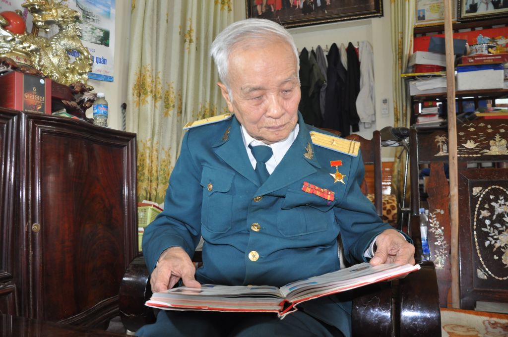 Anh hùng LLVTND Vũ Đức Chính
