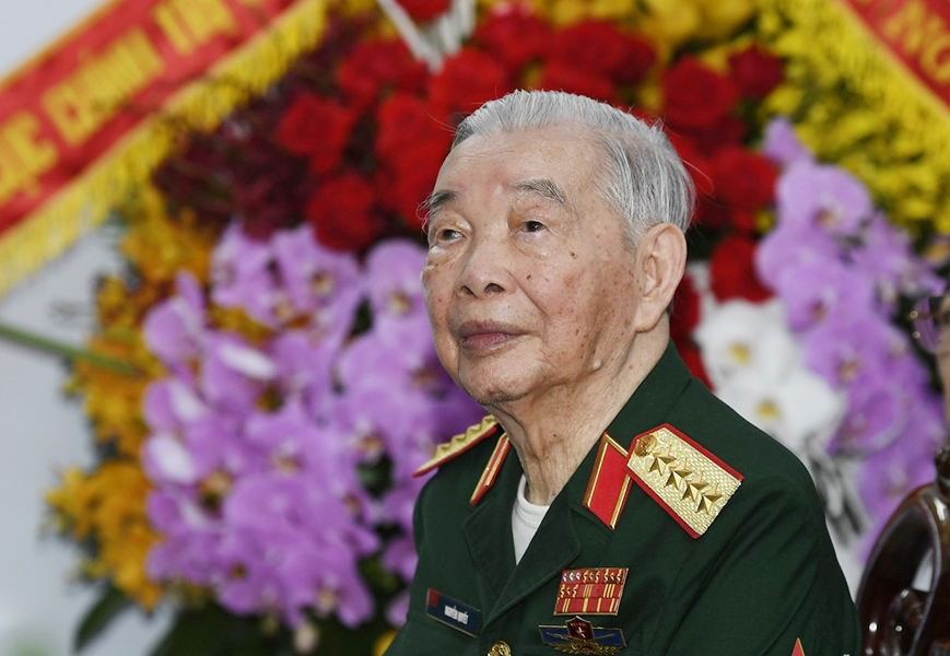 Chân dung Đại tướng Nguyễn Quyết