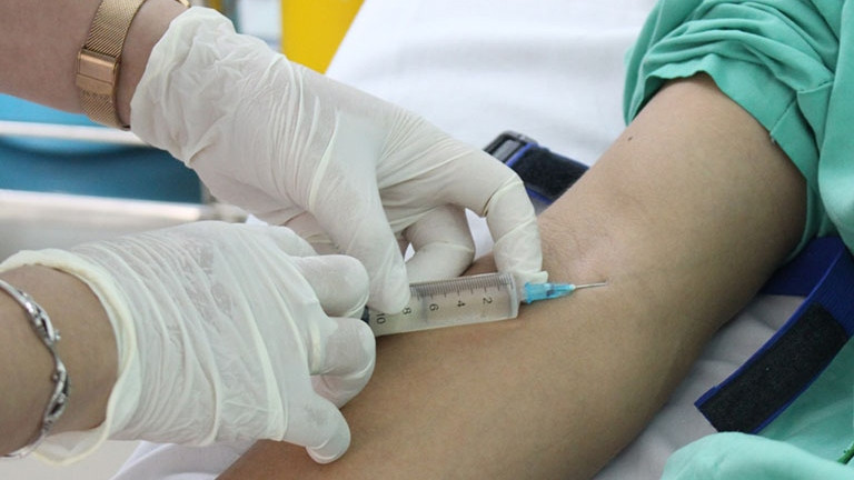 ỐNG THUỐC CEREBROLYSIN 10ML CÙNG HỘP GIẤY VÀ TỜ HƯỚNG DẪN SỬ DỤNG CHI TIẾT