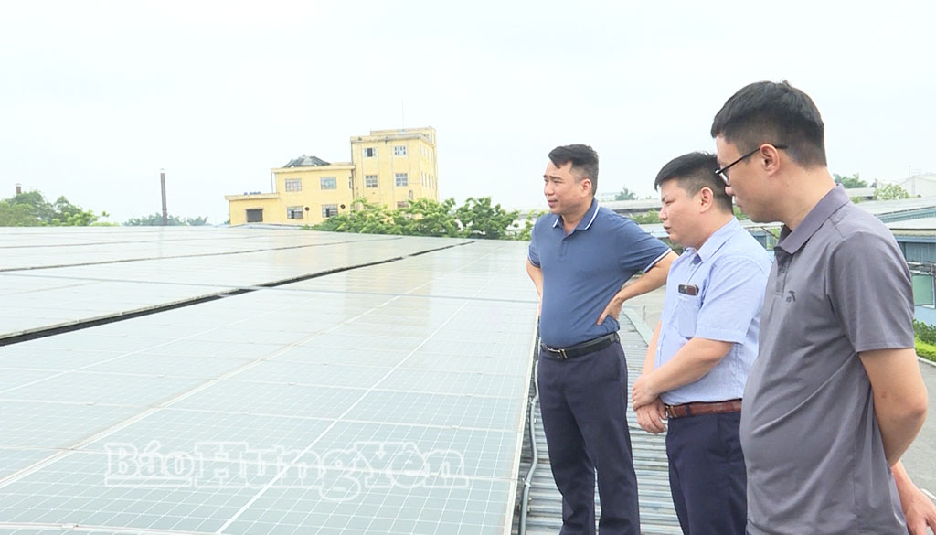 Hệ thống điện năng lượng mặt trời áp mái của Công ty TNHH May Hưng Nhân.