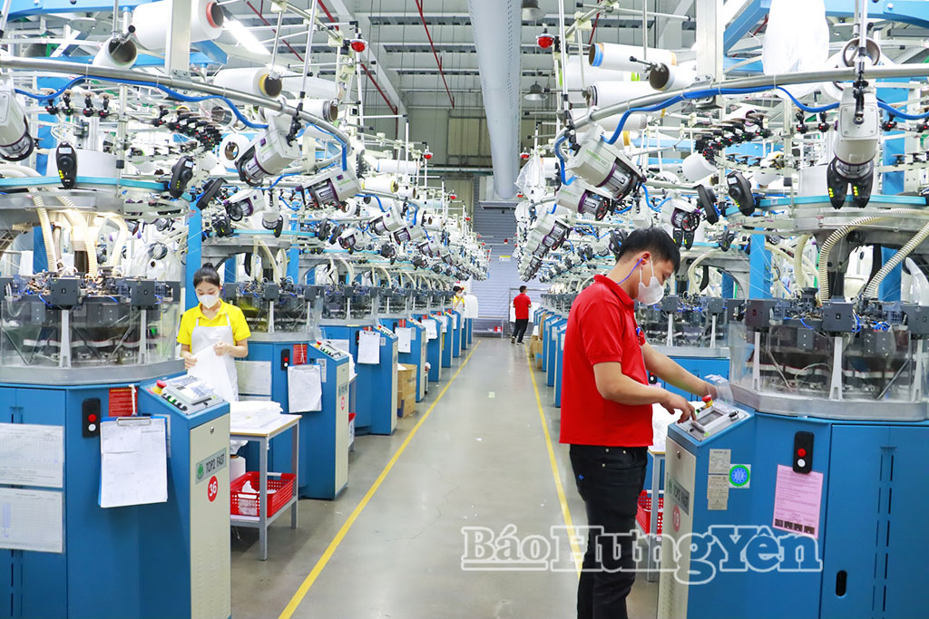 Sản xuất tại Công ty TNHH Dệt kim Bangjie Việt Nam (Khu công nghiệp Dệt may Phố Nối).