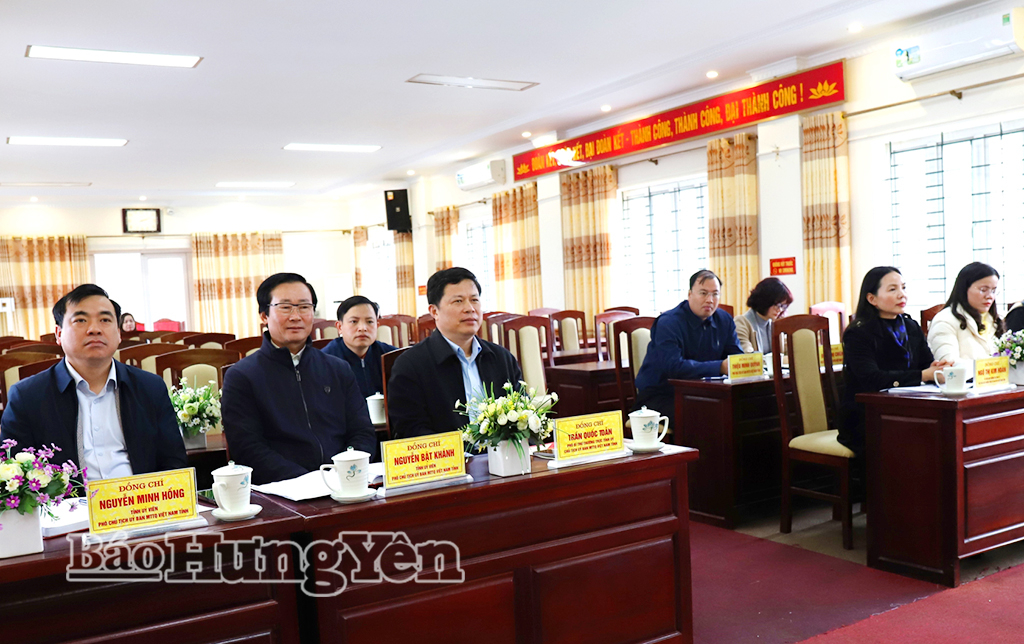 Các đại biểu dự hội nghị.