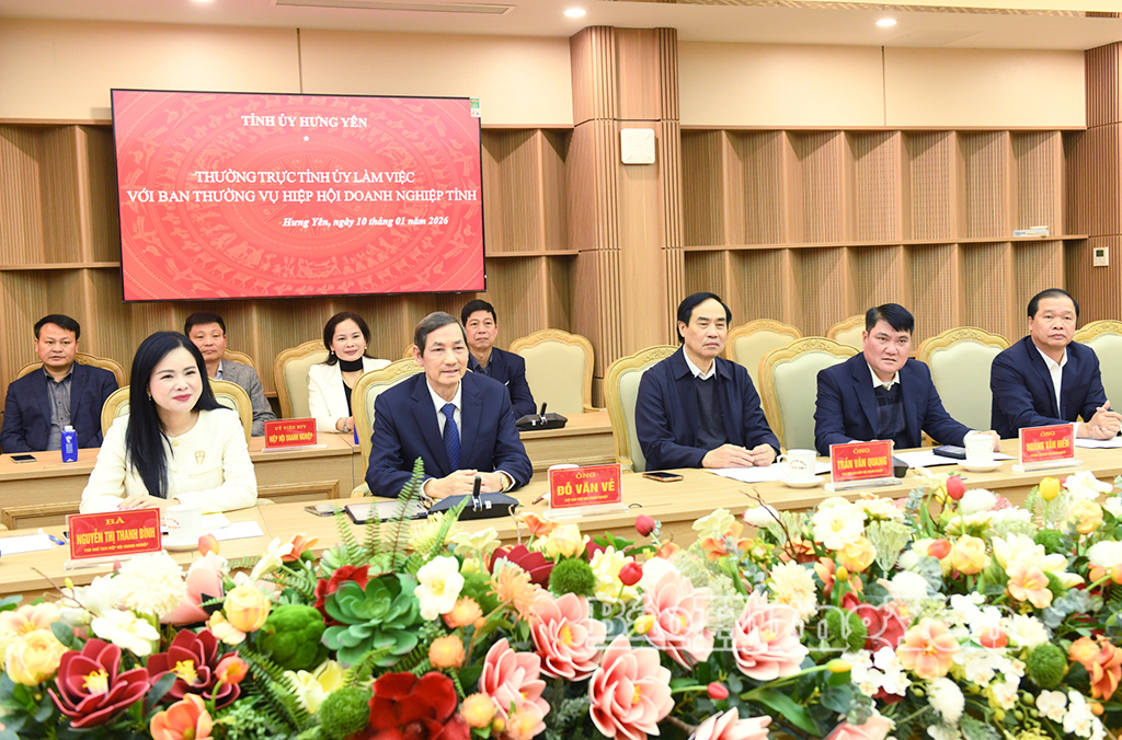 Đại diện Hiệp hội Doanh nghiệp tỉnh tại buổi làm việc. 