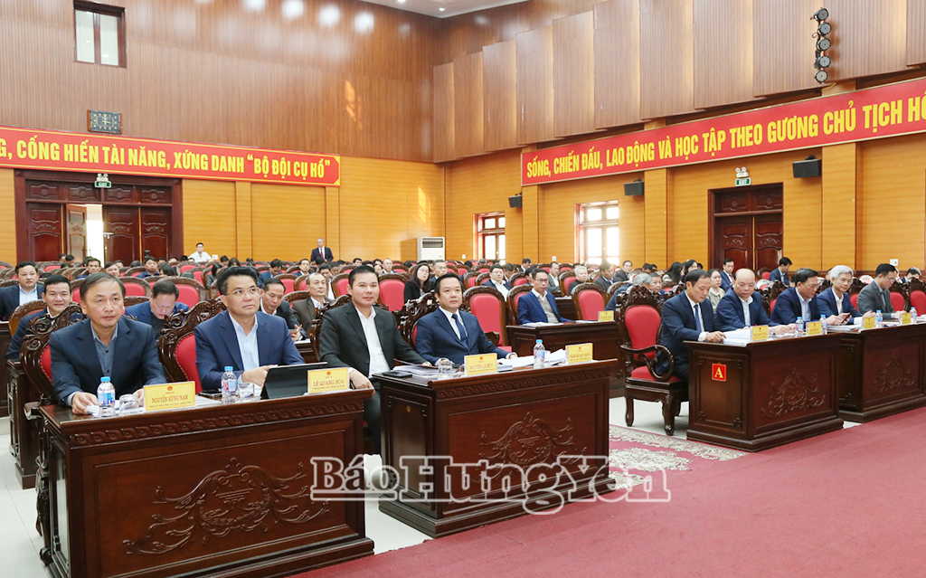 Các đại biểu dự lễ phát động.