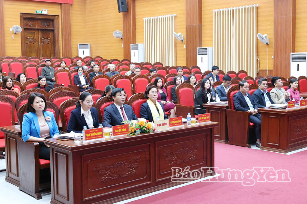 Các đại biểu tham dự hội nghị