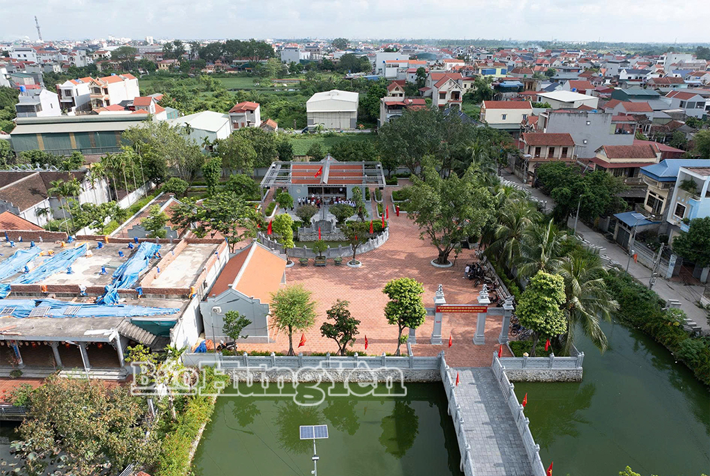 Khi Di tích lịch sử - văn hóa Nhà tưởng niệm bà Hoàng Thị Loan.