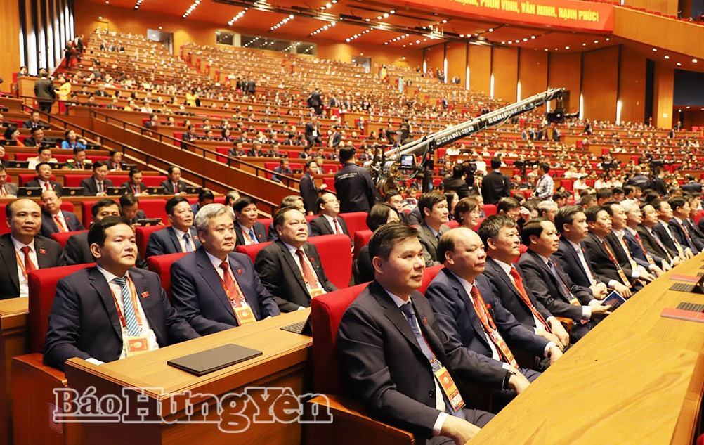 Đoàn đại biểu Đảng bộ tỉnh Hưng Yên tại phiên họp trù bị Đại hội XIV của Đảng.