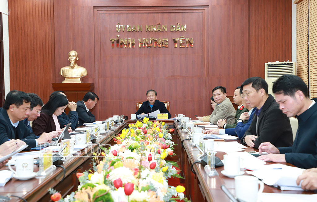 Các đại biểu dự họp.