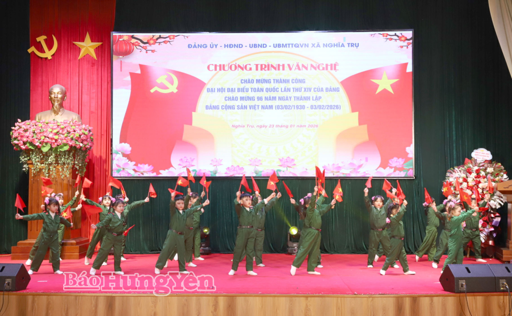 Tiết mục văn nghệ tại chương trình.