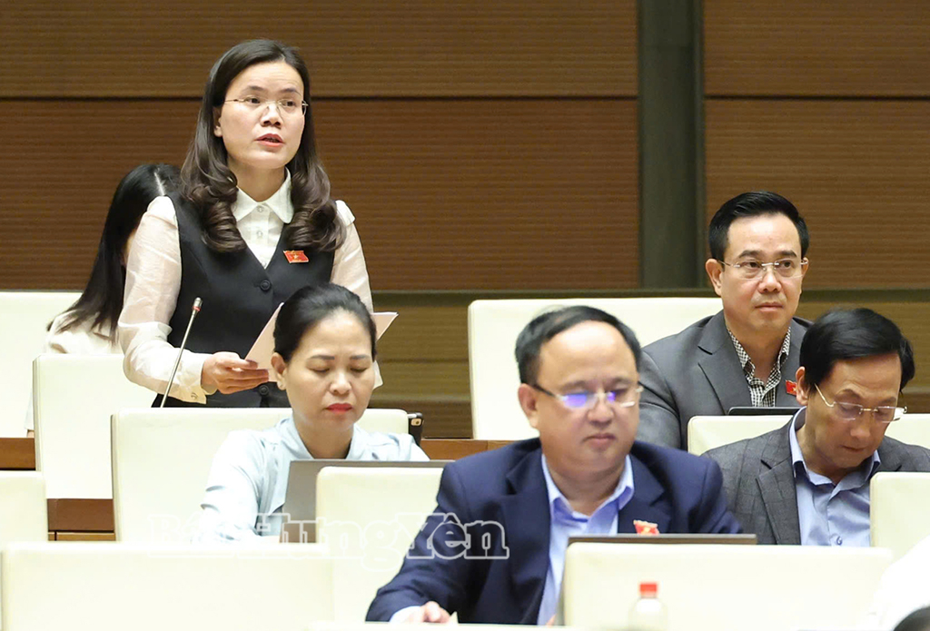 ĐBQH Vũ Hồng Luyến phát biểu góp ý vào dự thảo Luật sửa đổi, bổ sung một số điều của Luật Phòng, chống tham nhũng tại kỳ họp thứ 10, Quốc hội khóa XV.