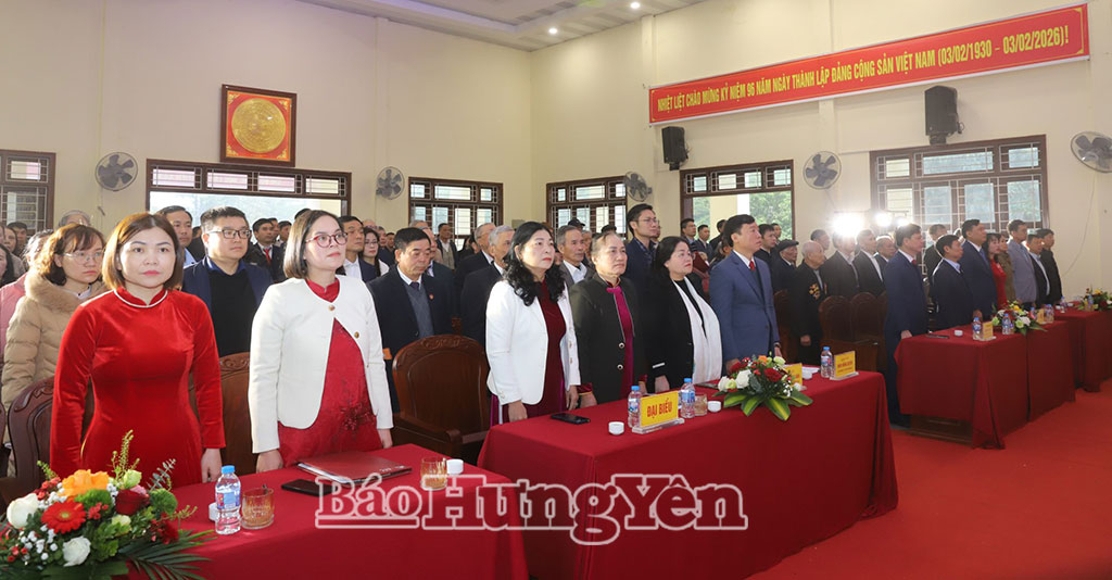 Các đại biểu dự lễ kỷ niệm.