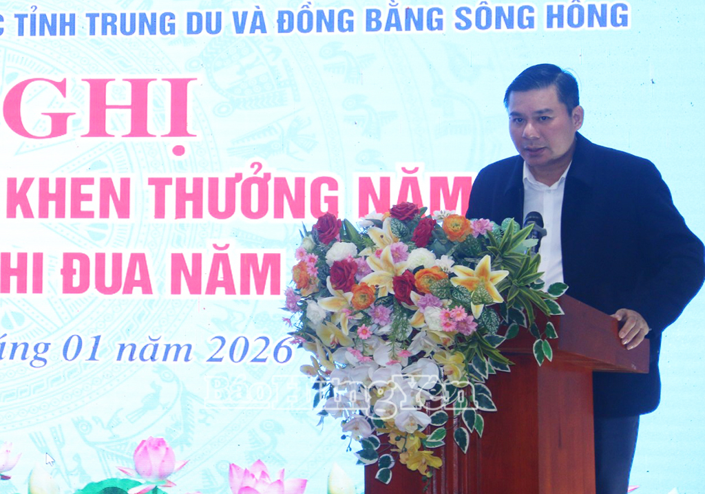 Đồng chí Nguyễn Lê Huy, Ủy viên Ban Thường vụ Tỉnh ủy, Phó Chủ tịch Thường trực UBND tỉnh phát biểu chỉ đạo tại hội nghị.