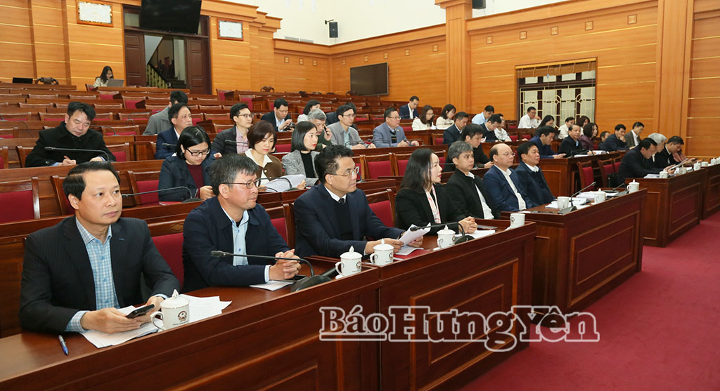 Các đại biểu dự hội nghị.