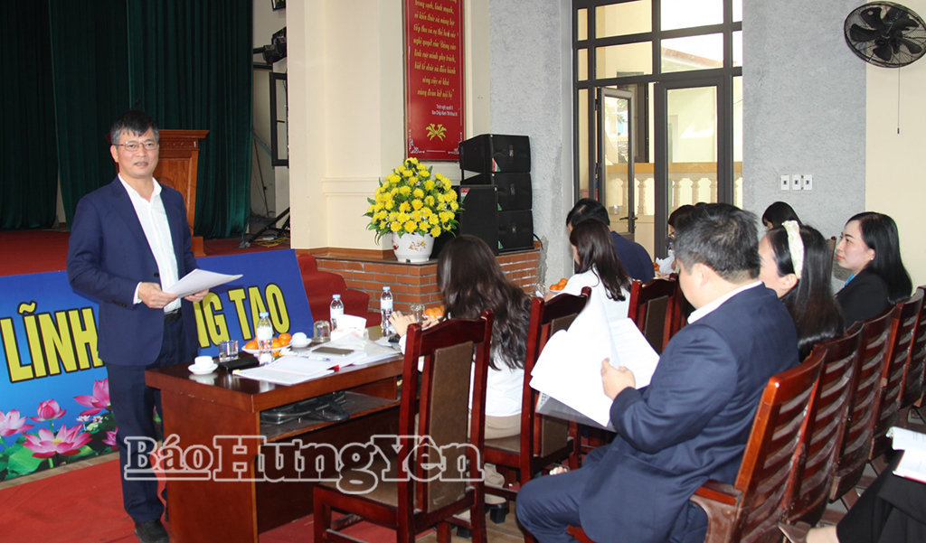 Đồng chí  Phó Chủ tịch Thường trực HĐND tỉnh phát biểu kết luận buổi kiểm tra.