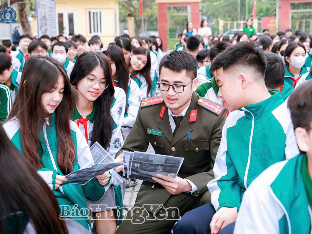 Đ&oacute;n Tết an to&agrave;n từ những b&agrave;i học ph&aacute;p luật trong trường học