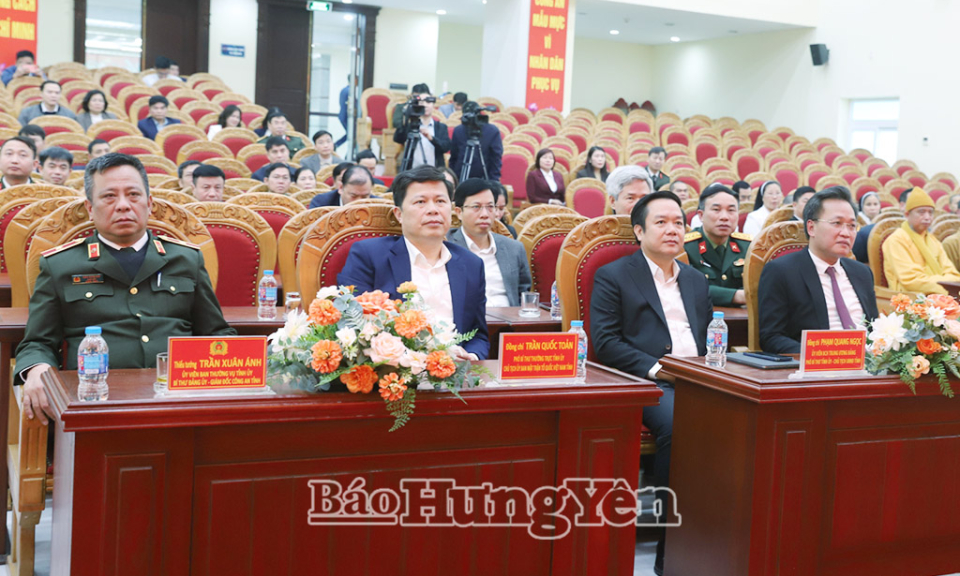 Gặp mặt đại diện chức sắc, chức việc c&aacute;c tổ chức t&ocirc;n gi&aacute;o Xu&acirc;n B&iacute;nh Ngọ 2026