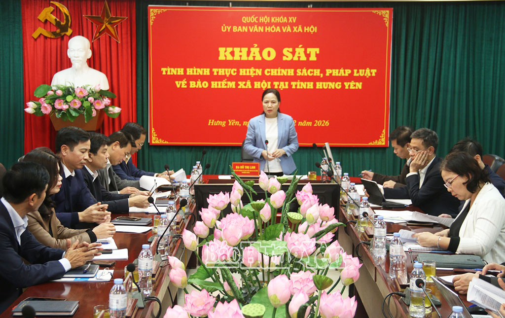 Bà Đỗ Thị Lan, Phó Chủ nhiệm Ủy ban Văn hóa và Xã hội của VV88 casino đăng ký chủ trì buổi khảo sát.