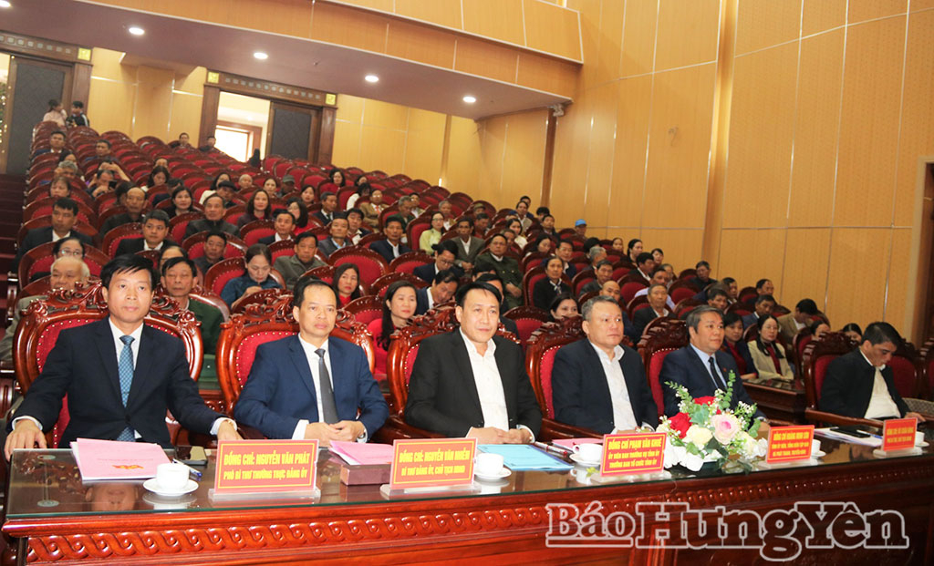 Các đại biểu dự hội nghị.