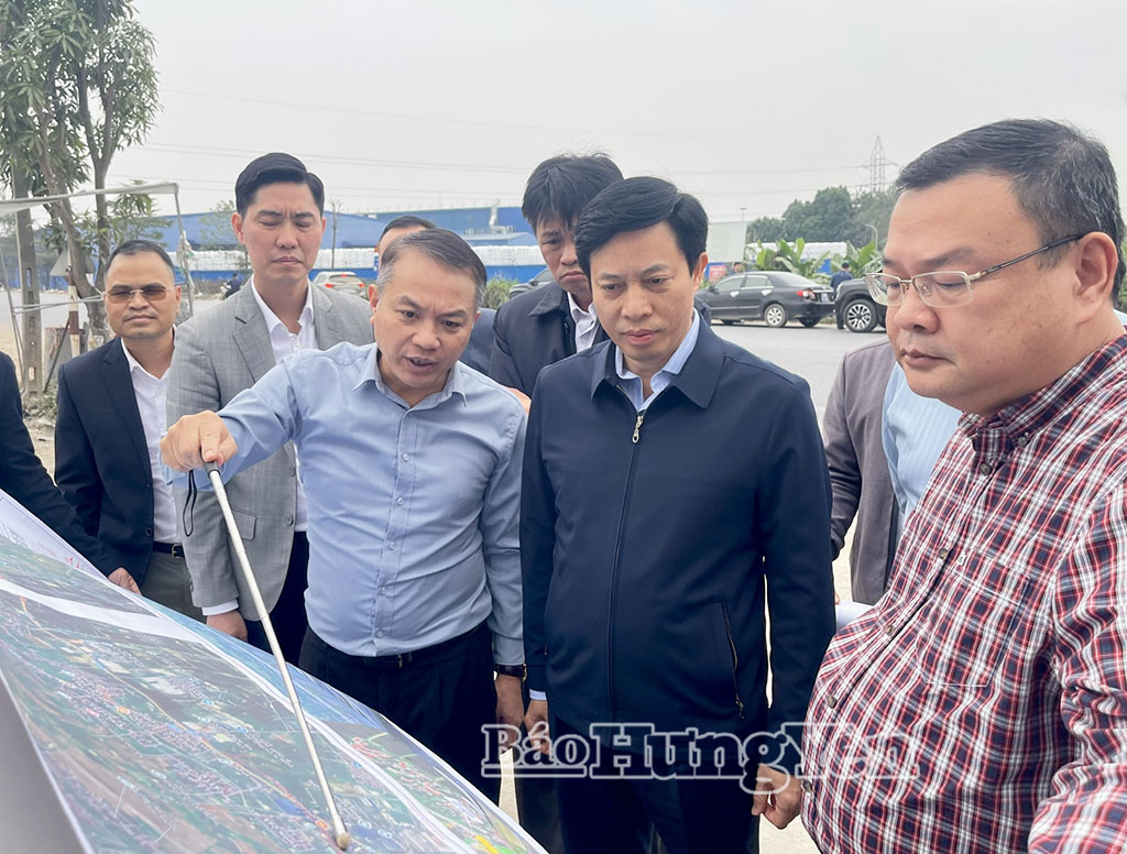 Đồng chí Phó Chủ tịch UBND tỉnh Lại Văn Hoàn kiểm tra tiến độ triển khai dự án đầu tư xây dựng tuyến đường sắt Lào Cai - Hà Nội  - Hải Phòng.