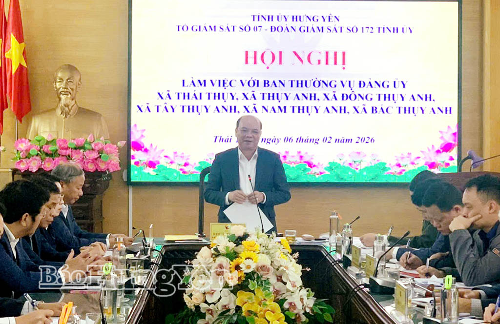 Đồng chí Phó Chủ tịch HĐND tỉnh Đặng Thanh Giang phát biểu tại buổi giám sát.