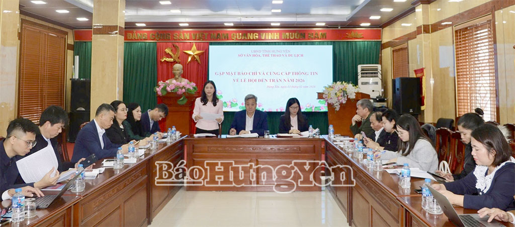 Các đại biểu dự buổi gặp mặt.