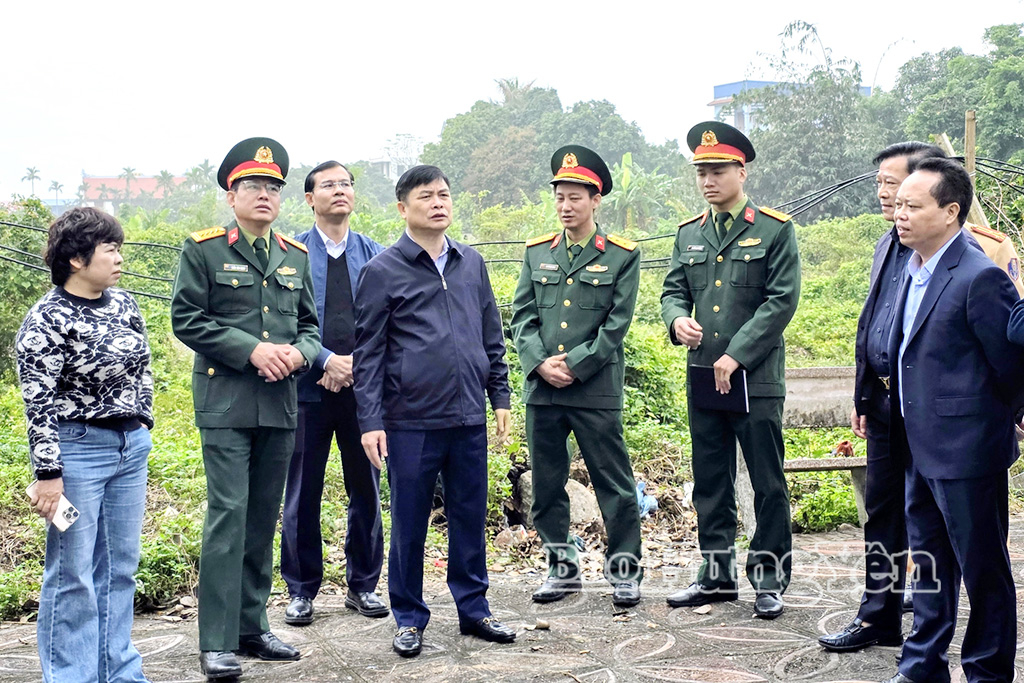 Đồng chí Phó Chủ tịch UBND tỉnh Phạm Văn Nghiêm kiểm tra tiến độ công tác chuẩn bị lễ hội đền Trần năm 2026.