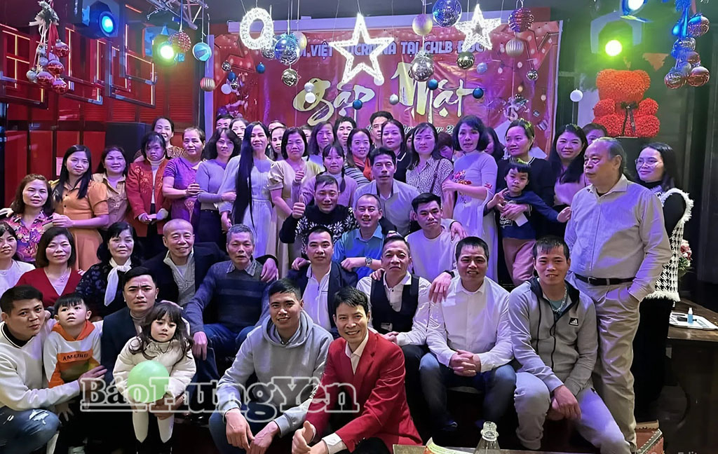 Cộng đồng người Việt Nam, trong đó có những người con Hưng Yên đón Tết ở Cộng hòa Liên bang Đức.