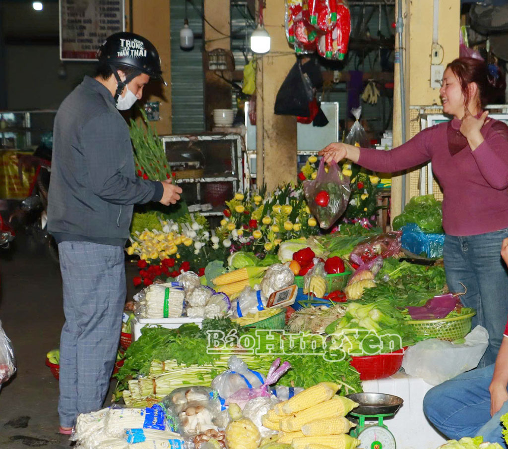 Thời tiết trong Tết thuận lợi nên rau, củ phát triển tốt, nguồn cung dồi dào...