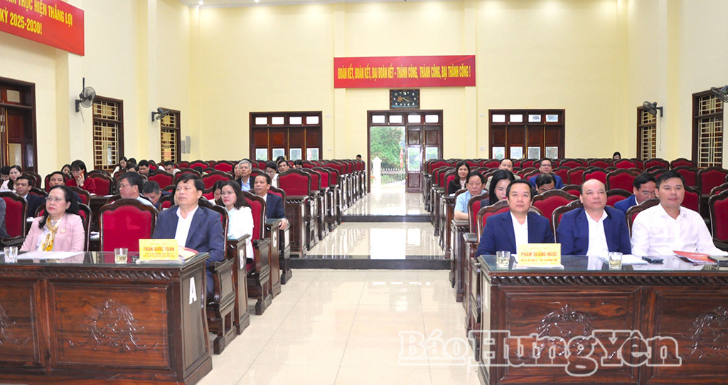  Các đại biểu dự hội nghị.