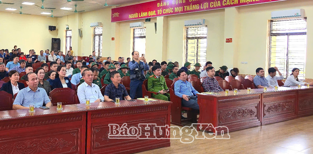 Các đại biểu dự buổi gặp mặt. Ảnh: Thu Thủy 