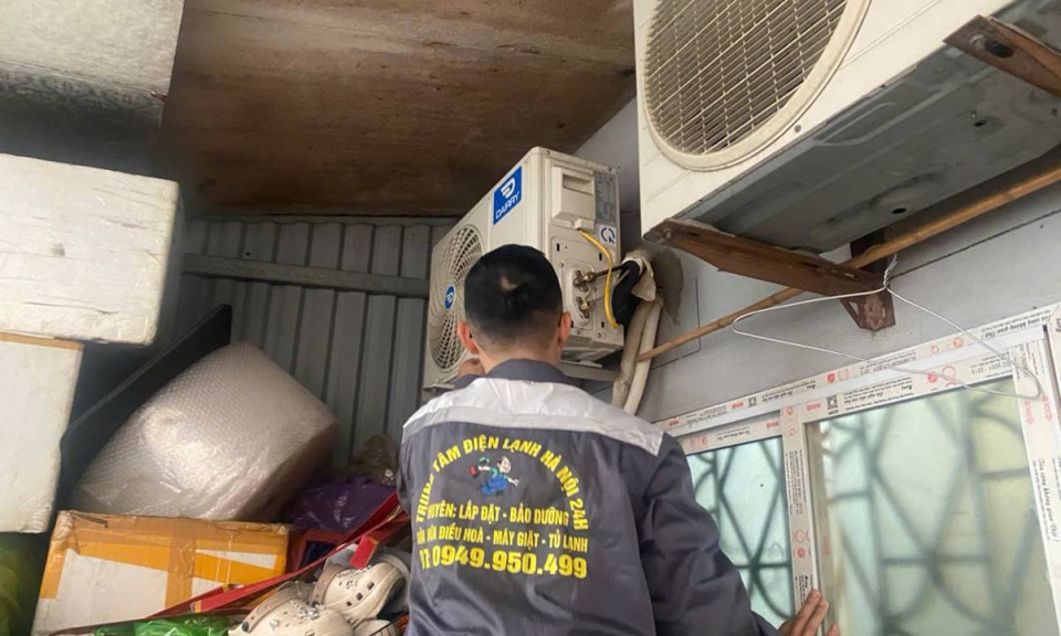 Nắng n&oacute;ng cao điểm: Khi n&agrave;o n&ecirc;n gọi dịch vụ sửa điều hòa tại H&agrave; Nội để tr&aacute;nh hỏng nặng?