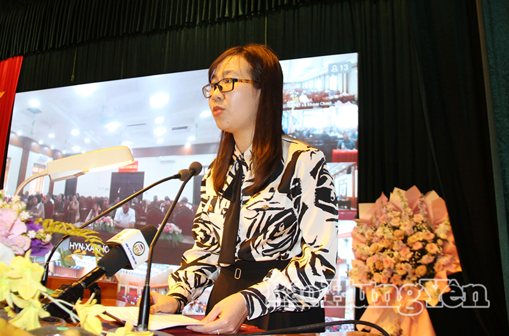 Bà Doãn Thanh Lan, Phó Trưởng phòng Quản lý khoa học, Sở Khoa học và Công nghệ trình bày chương trình hành động.