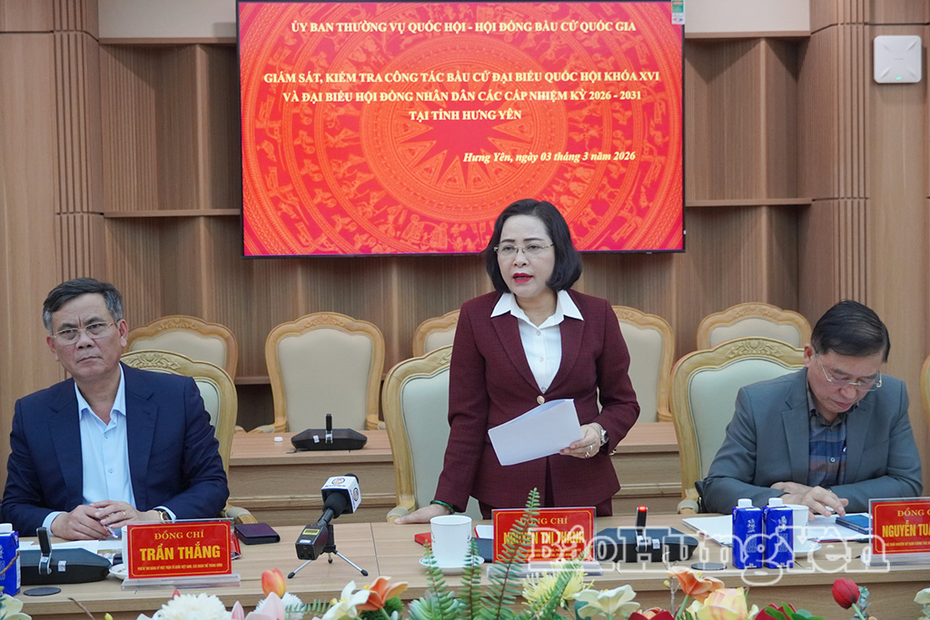 Đồng chí Phó Chủ tịch Quốc hội Nguyễn Thị Thanh phát biểu kết luận tại buổi giám sát, kiểm tra.