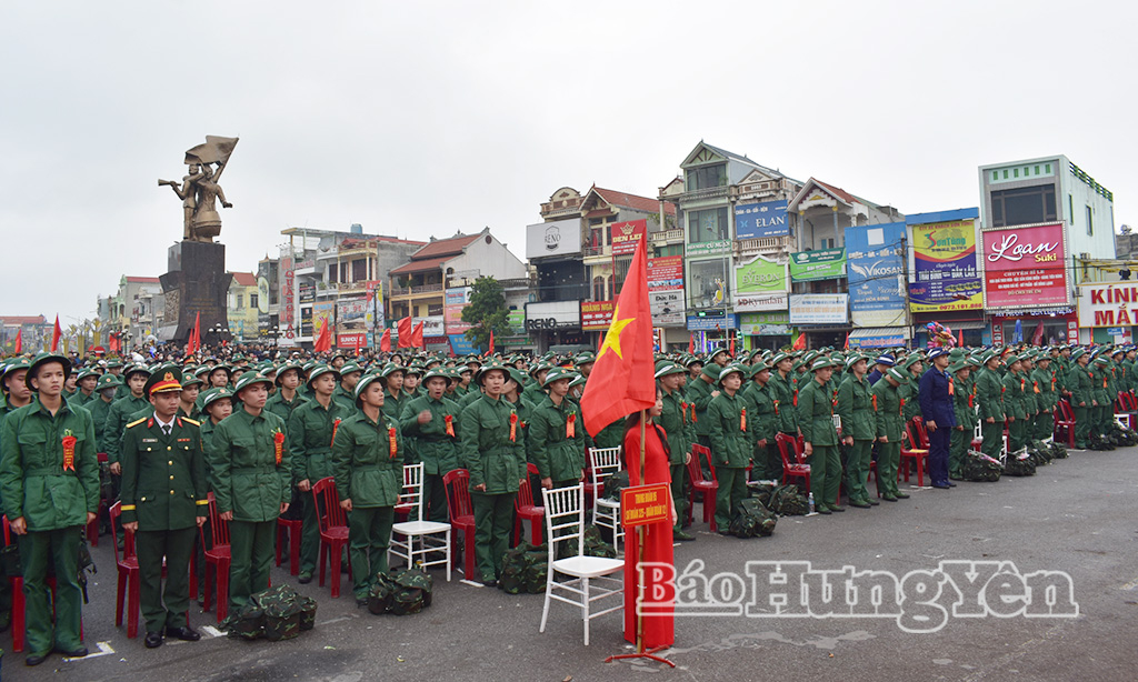 Quang cảnh lễ giao nhận quân tại điểm giao, nhận quân số 9.