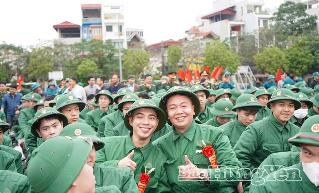 Niềm vui của các tân binh trong ngày nhập ngũ.