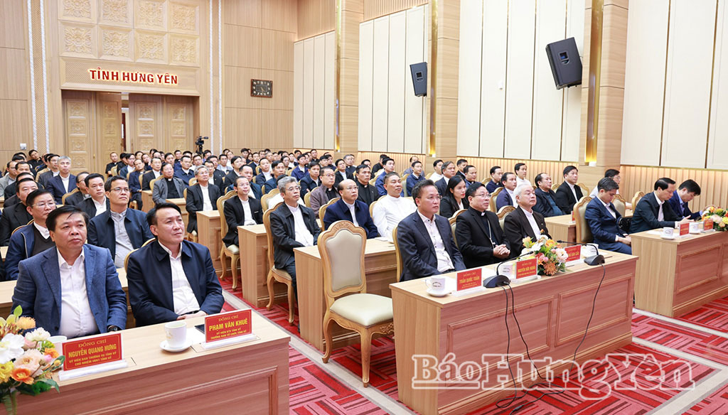 Các đại biểu dự buổi gặp mặt.