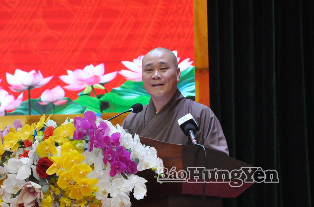 Ông Lê Văn Lý (Đại đức Thích Thanh Quang), Ủy viên Hội đồng Trị sự Giáo hội Phật giáo Việt Nam, Phó Trưởng ban kiêm Chánh Thư ký Ban Trị sự Giáo hội Phật giáo Việt Nam tỉnh trình bày chương trình hành động.