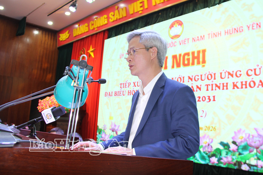 Ông Đào Hồng Vận, Ủy viên Ban Thường vụ Tỉnh ủy, Trưởng đoàn đại biểu Quốc hội tỉnh Hưng Yên khóa XV, Giám đốc Sở Nội vụ, trình bày chương trình hành động.