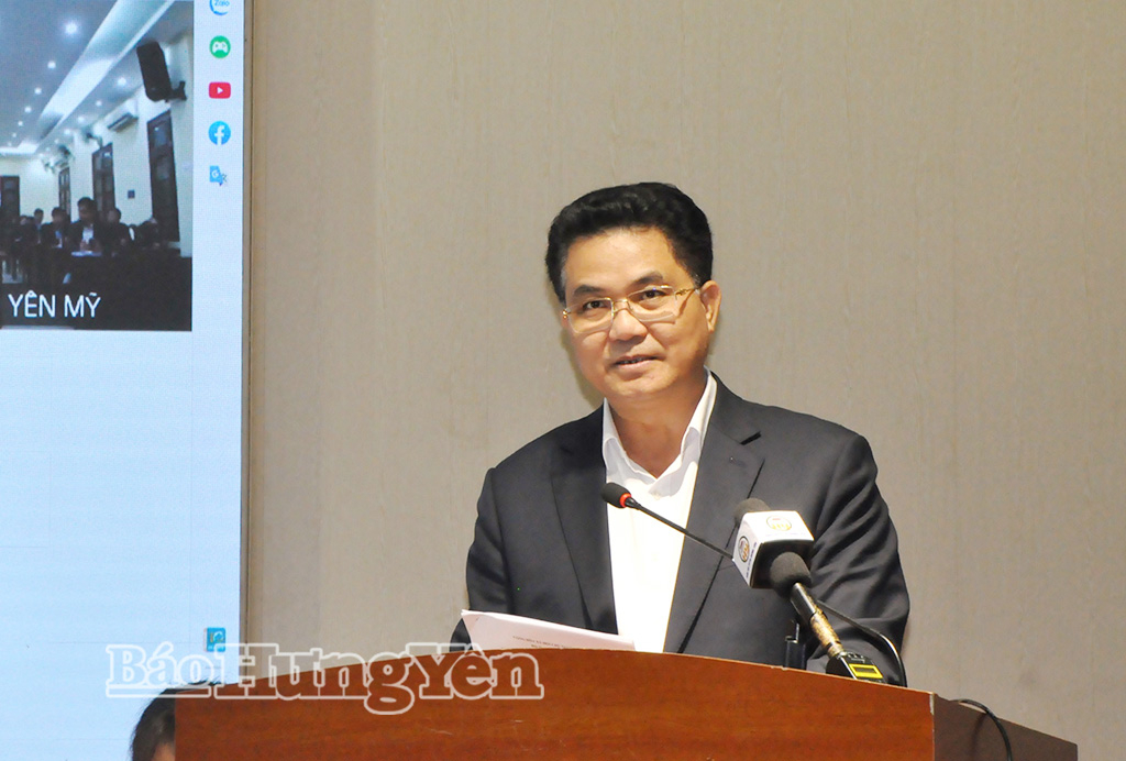 Ông Lê Quang Hòa, Ủy viên Ban Thường vụ Tỉnh ủy, Phó Chủ tịch UBND tỉnh trình bày chương trình hành động.