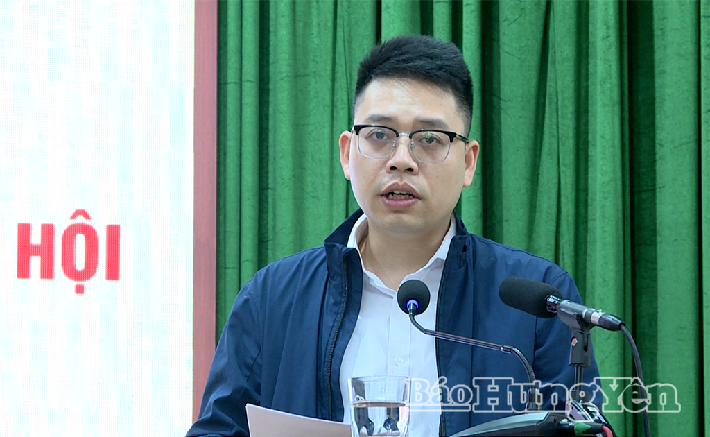 Ông Nguyễn Mạnh Chung, bác sĩ Bệnh viện Y học cổ truyền Thái Bình trình bày chương trình hành động.