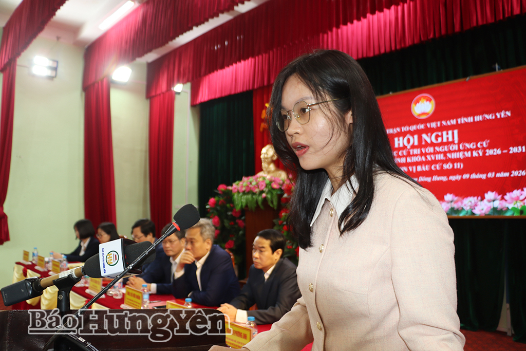 Bà Nguyễn Phương Anh, chuyên viên Ban Dân chủ, Giám sát và Phản biện xã hội, Ủy ban MTTQ Việt Nam tỉnh trình bày chương trình hành động.