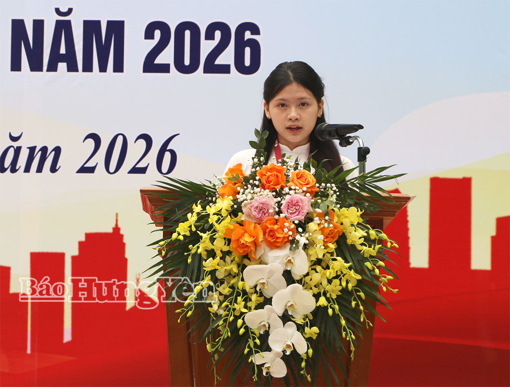 Học sinh Trường THPT Chuyên Hưng Yên phát biểu hưởng ứng Cuộc thi.