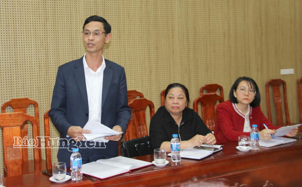 Đại diện lãnh đạo xã Hoàng Hoa Thám phát biểu tại buổi kiểm tra.