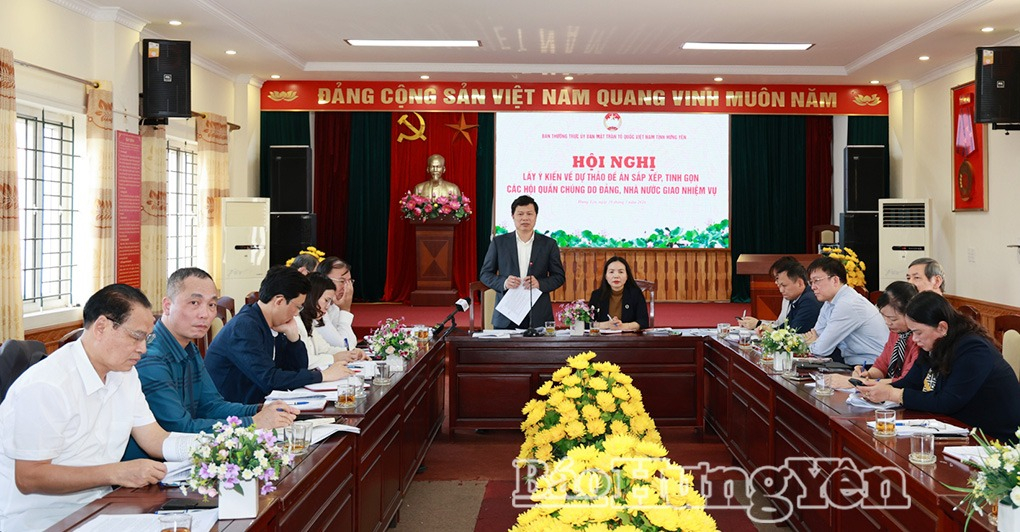 Các đại biểu dự hội nghị.