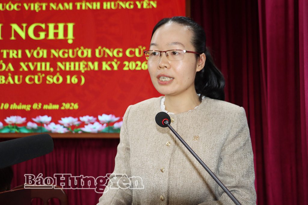 Bà Trần Thị Thu, công chức Sở Tư pháp trình bày chương trình hành động.