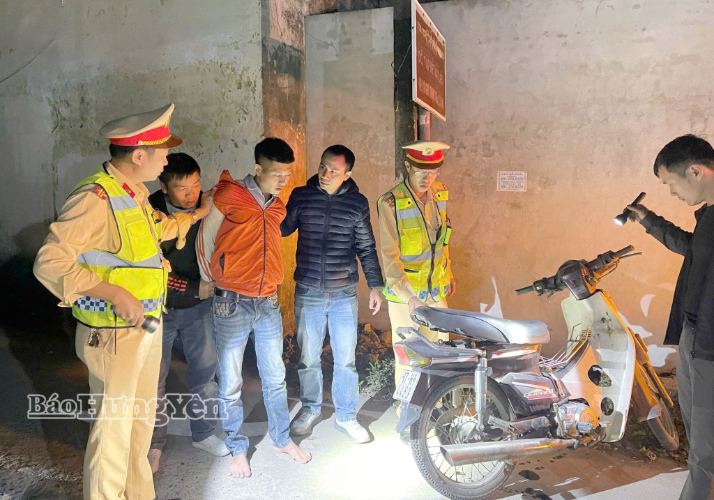 Trạm Cảnh s&aacute;t giao th&ocirc;ng cầu Ngh&igrave;n: Ph&aacute;t hiện 2 vụ t&agrave;ng trữ ma t&uacute;y qua tuần tra giao th&ocirc;ng