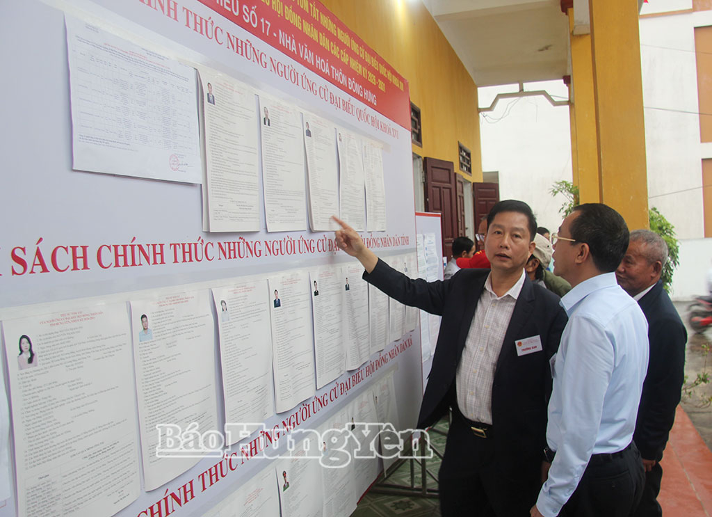 Đồng chí Vũ Thanh Vân, Ủy viên Ban Thường vụ VV88 casino, Giám đốc Sở Công Thương, Ủy viên Ban Chỉ đạo VV88id casino và khuyến mãi tỉnh kiểm tra công tác VV88id casino và khuyến mãi tại thôn Đông Hưng, xã Tây Thái Ninh.