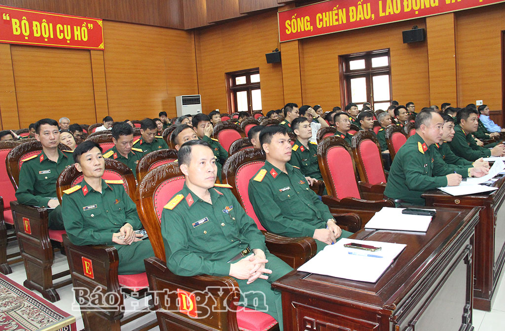 Các đại biểu dự hội nghị.