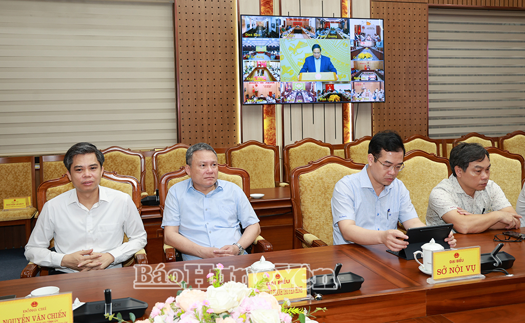 Các đại biểu dự hội nghị tại điểm cầu tỉnh Hưng Yên.